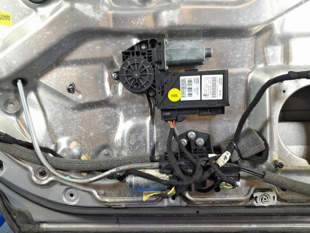 фото №10, Audi a8 d3 long дверь задняя левая ly7w