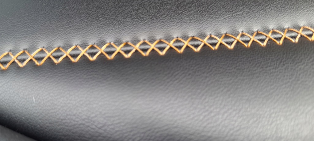 фото №13, Mazda cx50 23- обшивка двері лівий правий перед usa