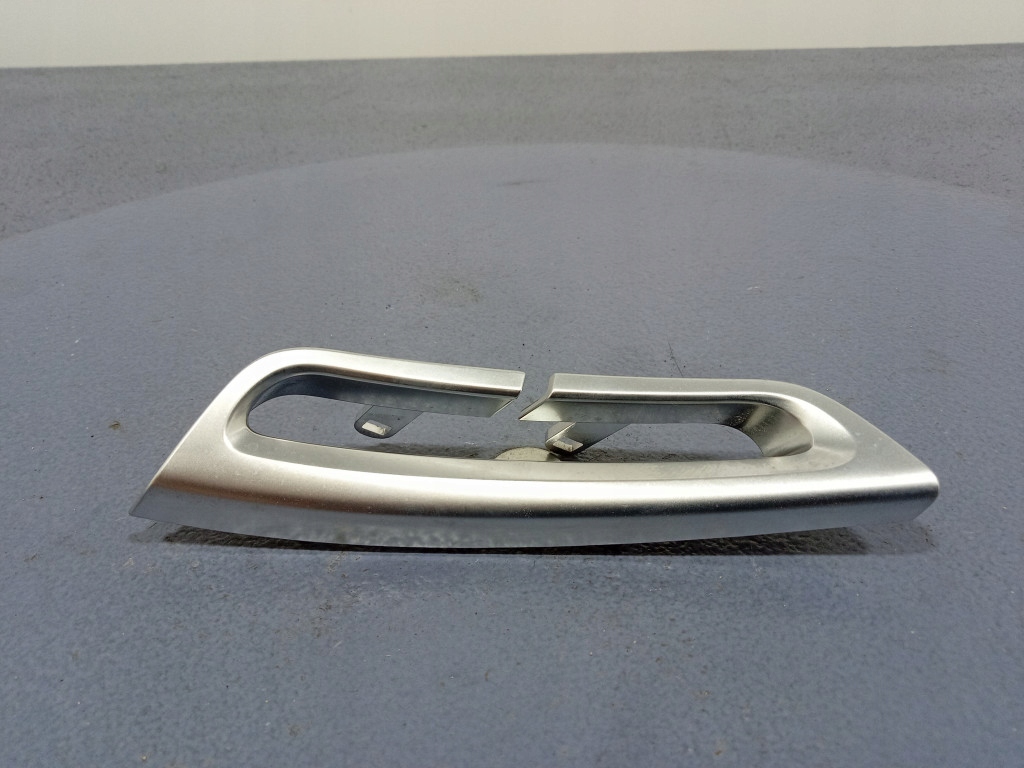 фото №1, Mercedes s klasa w222 захист напрямна поперечина задня права a2228680422