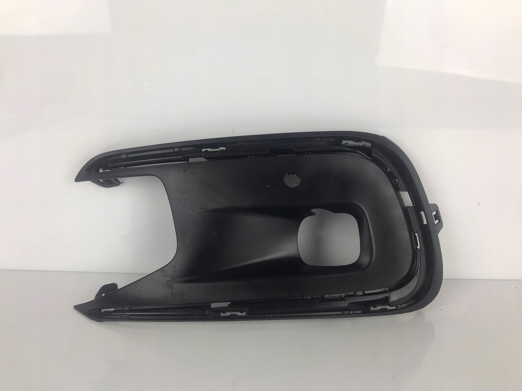 фото №1, Citroen c4 picasso ii lift решётка левый перед 18-21