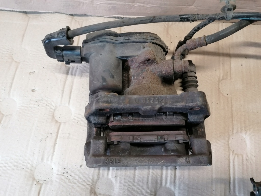 фото №4, Honda hr-v ii ru суппорт левый задний 2017r задняя