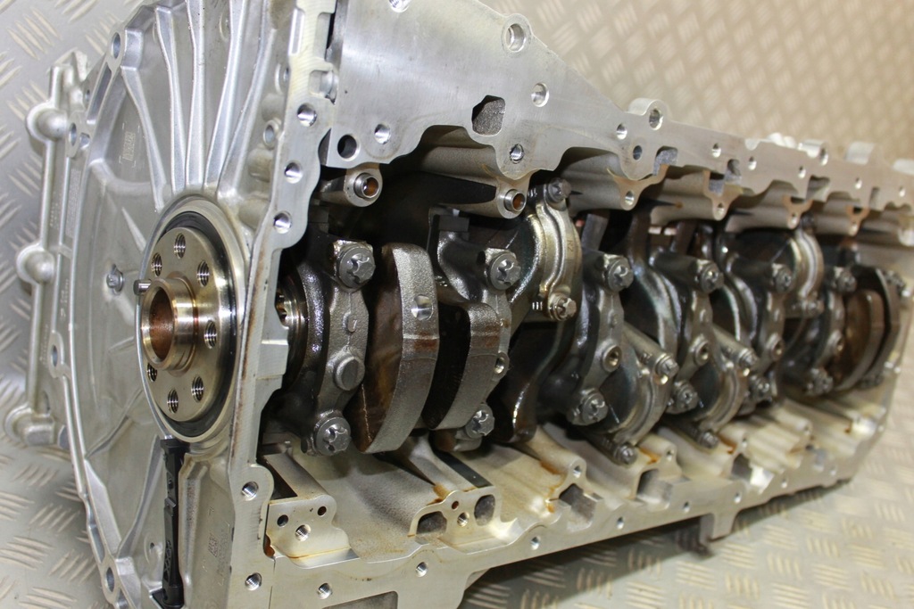 фото №16, Bmw g30 g11 g14 g05 g06 g07 4.0i b58b30c dół блок двигуна wał поршні 8644443