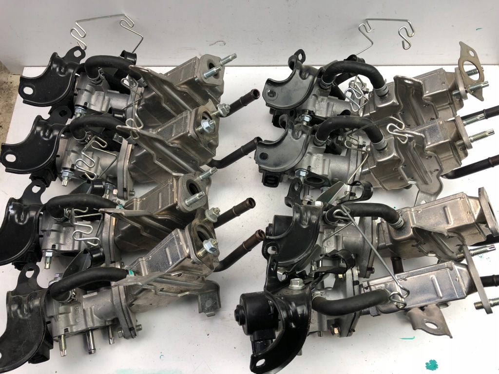 Купити Toyota yaris 3 1,5 hybrid клапан egr радіатор