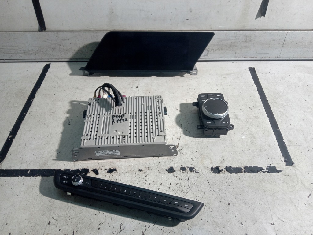 фото №1, Bmw 1 f40 радіо навігація 5a2bf31