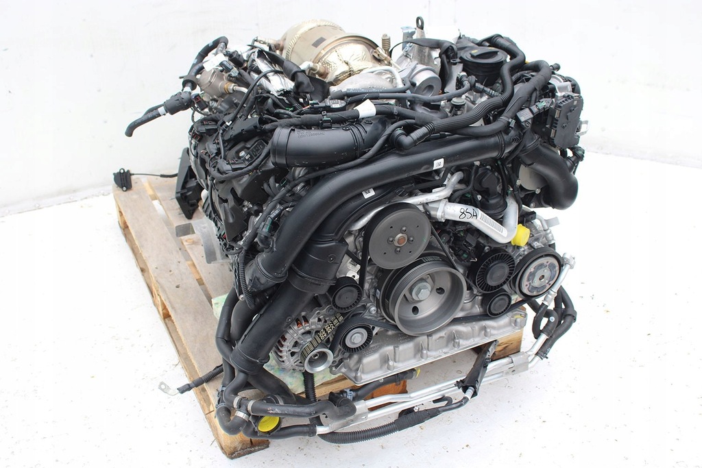 фото №11, Audi a4 a5 q5 двигатель 3.0 tfsi cwg бензин пробег 22 km километров cwgd a4