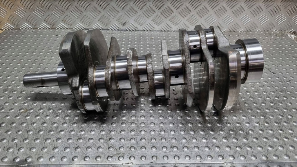 фото №1, Wał коленчатый 64219 mercedes gl x164 ml w164 cls w219 sprinter w906 3.0cdi