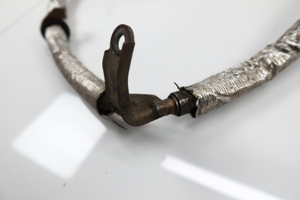 Mercedes w215 cl шланг насоса підвіска abc патрубок 2203204372 2203203772 Недорого