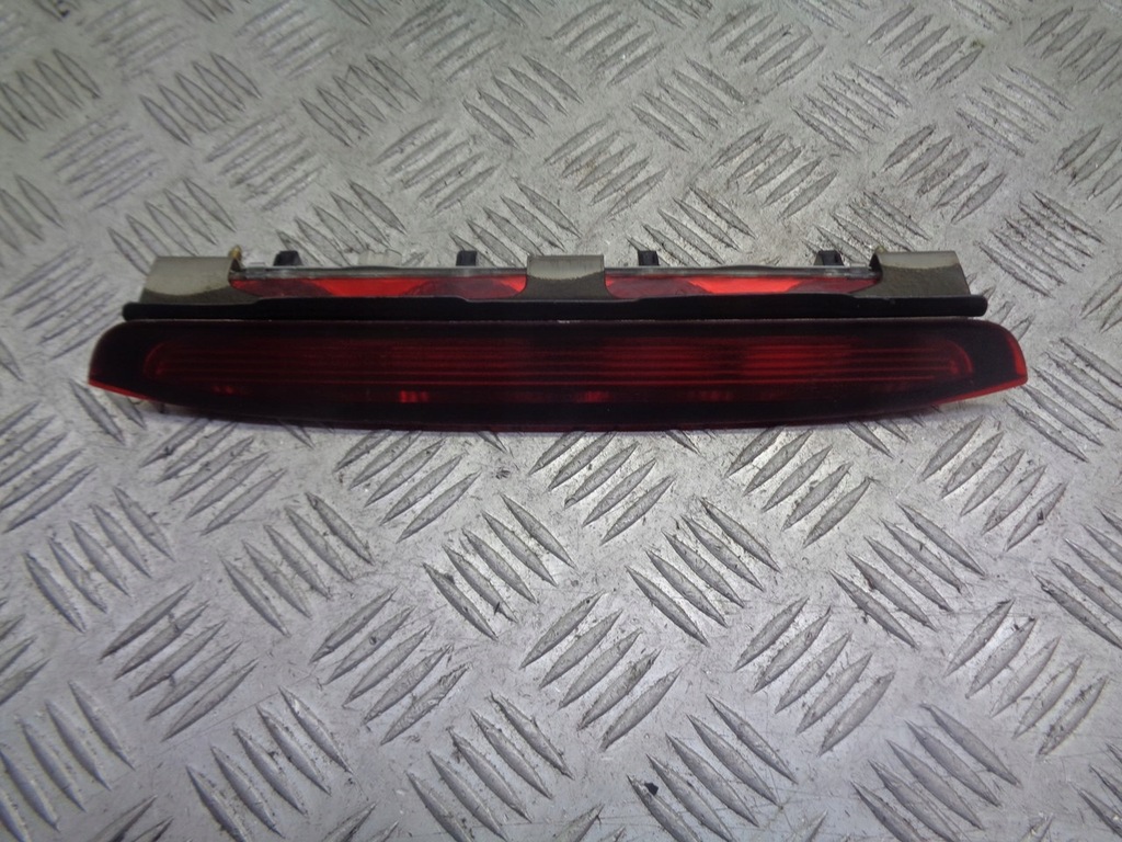 фото №1, Свет стоп-сигнал toyota corolla verso