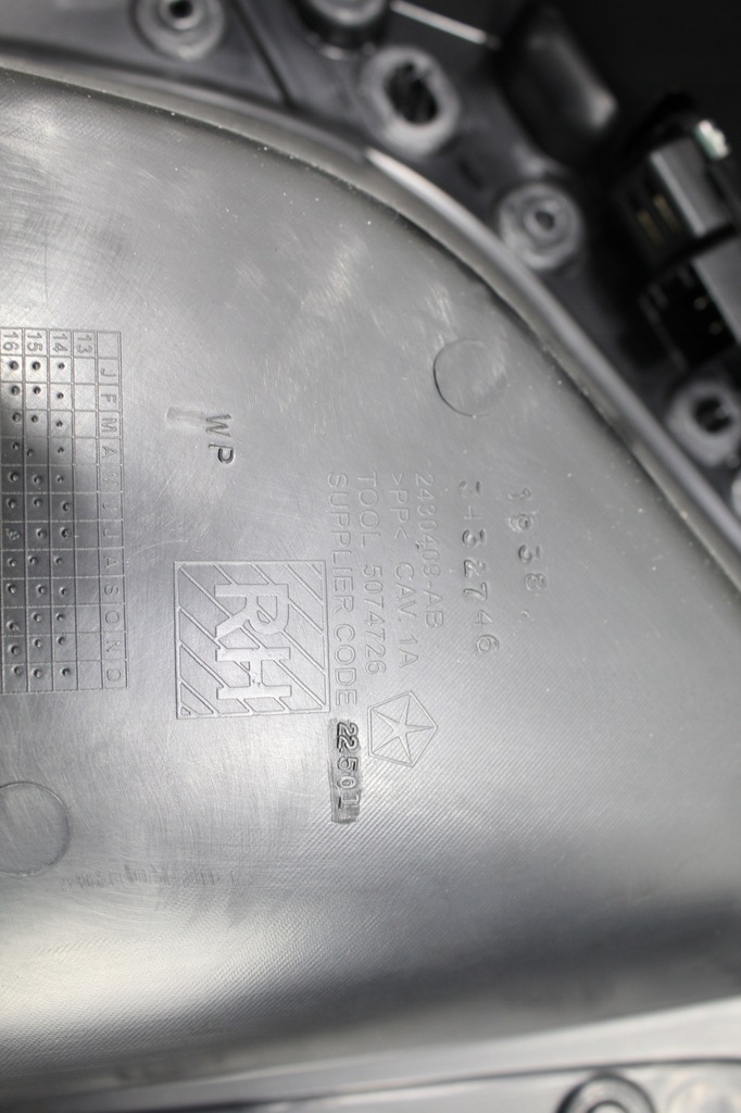 фото №5, Jeep cherokee kl 19 trailhawk обшивка дверь правый t