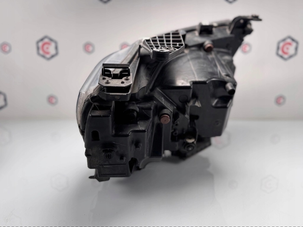 Фара левая перед dodge ram v full led Оригинал