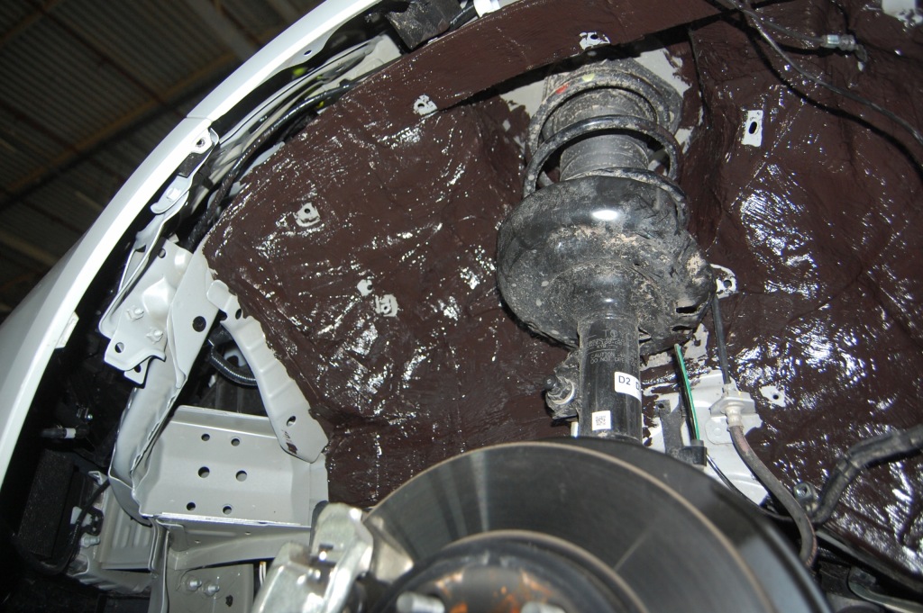 фото №9, Шумоізоляція підкрилок w автомобіль noise liquidator маса na pędzel 1kg