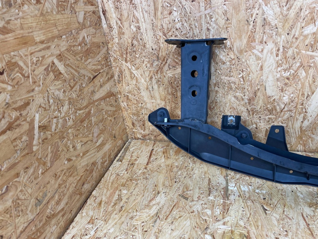 Балка бампера перед передня нижня mazda cx-30 cx30 dfr5-500s1 2019- Ціна