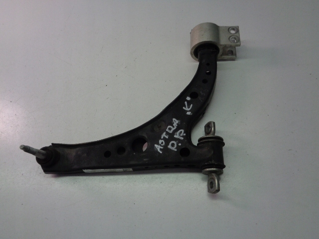 Купити Opel astra k важіль правий перед 39089345