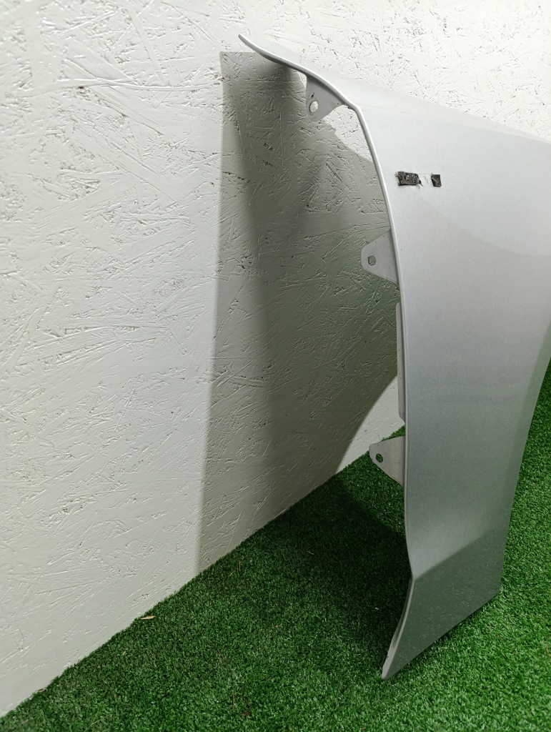 Audi a5 8t крыло  правый  перед передний сторона правая om хороший! Доставка