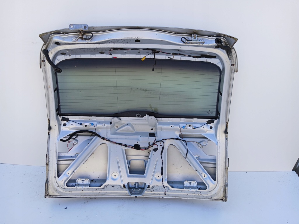 Крышка багажника багажника bmw x3 e83 354/7 titansilber в Украине