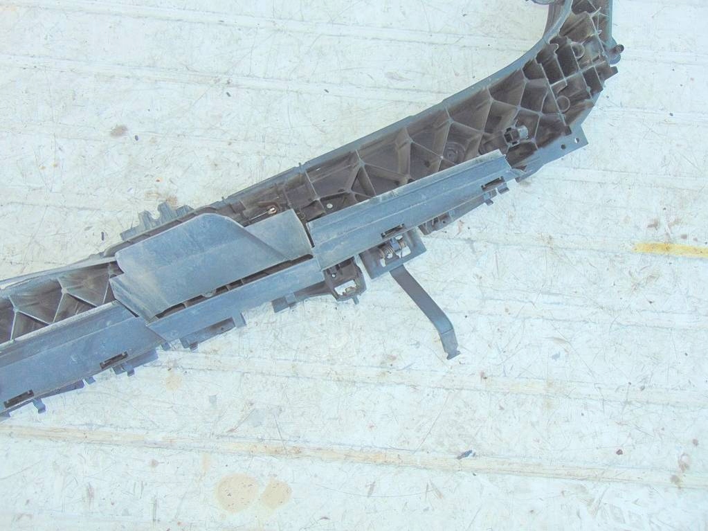 фото №8, Renault scenic ii 1.5 04r pas передний усилитель