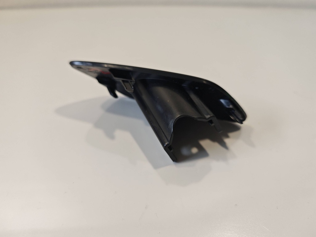 фото №6, Audi a3 8y заглушка распылителя лампы левый перед 8y0955275e