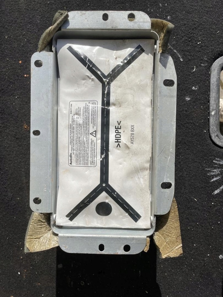 фото №1, Подушка подушка безпеки пасажира peugeot 407 9644588880