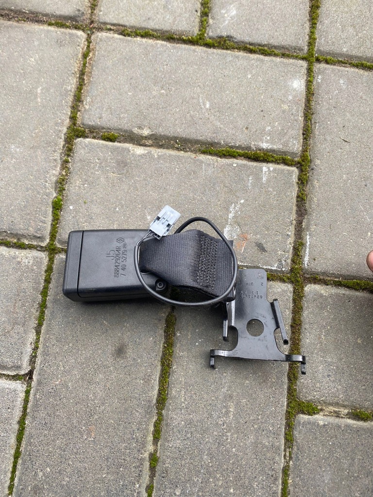 фото №2, Megane iv заскочки ременів задня комплект 888429264r