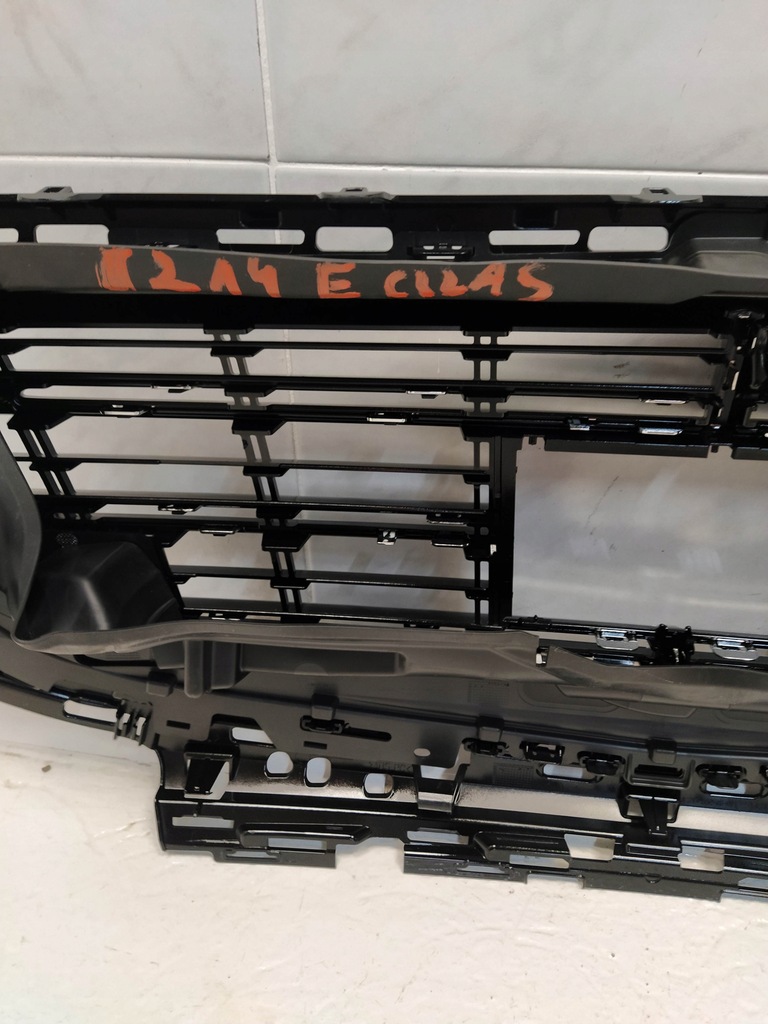 фото №13, Mercedes w214 e klasa 2022- решётка радиатора решётка радиатора радиатора 2x pdc полный