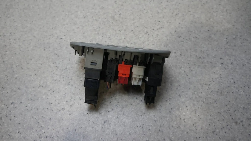 фото №3, Панель кнопок переключателей renault scenic i rx4 - 7700432429