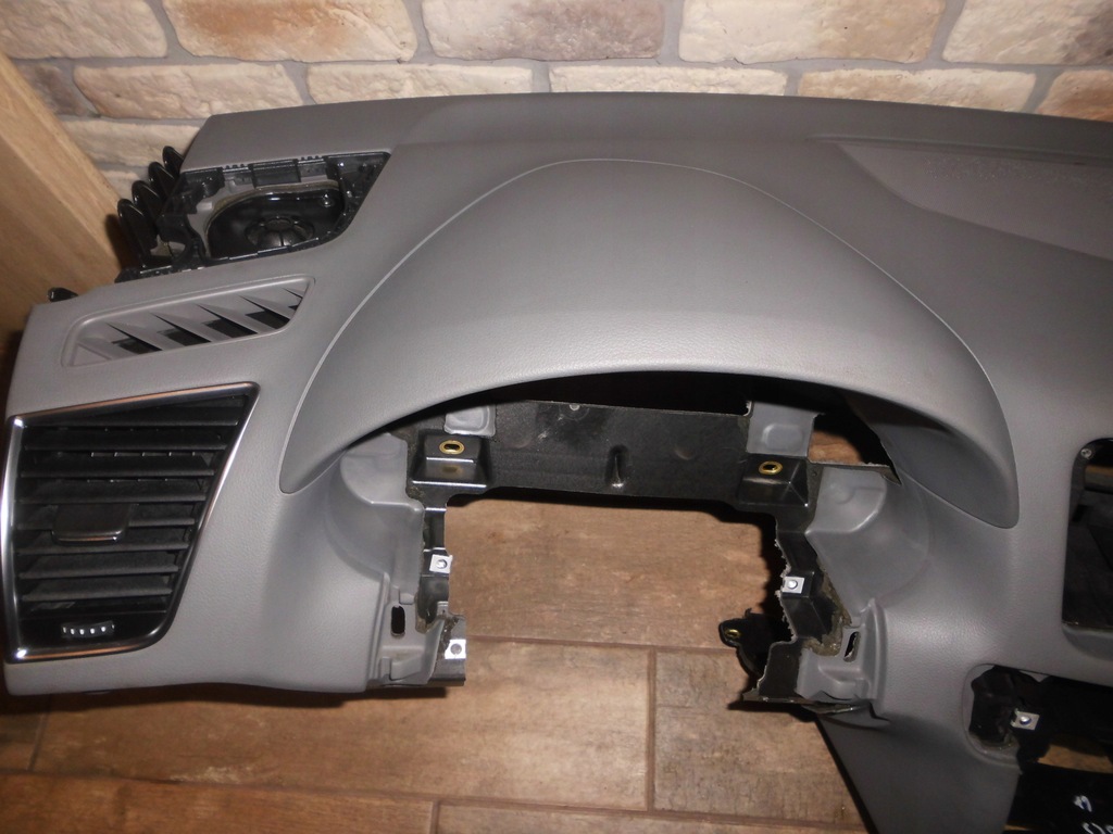 фото №6, Audi q5 8r консоль + 2 x подушка безопасности + 2 x pas