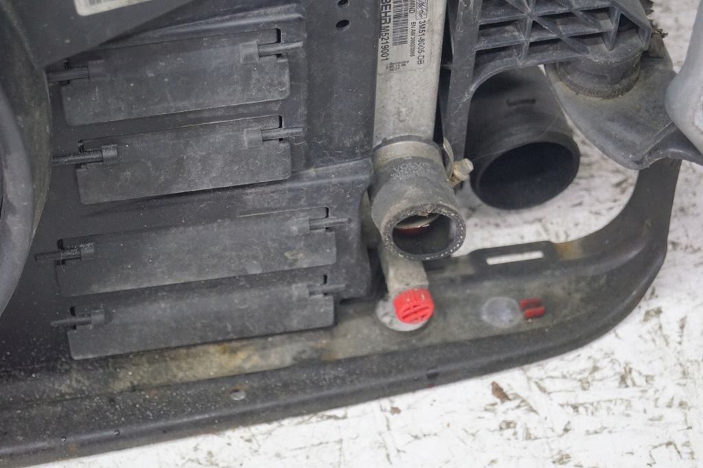 фото №12, Pas передний радиатор volvo v50 lift 2.4 d