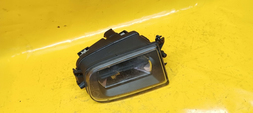 фото №8, Протитуманна фара лівий перед bmw e39 96-00r 37030999