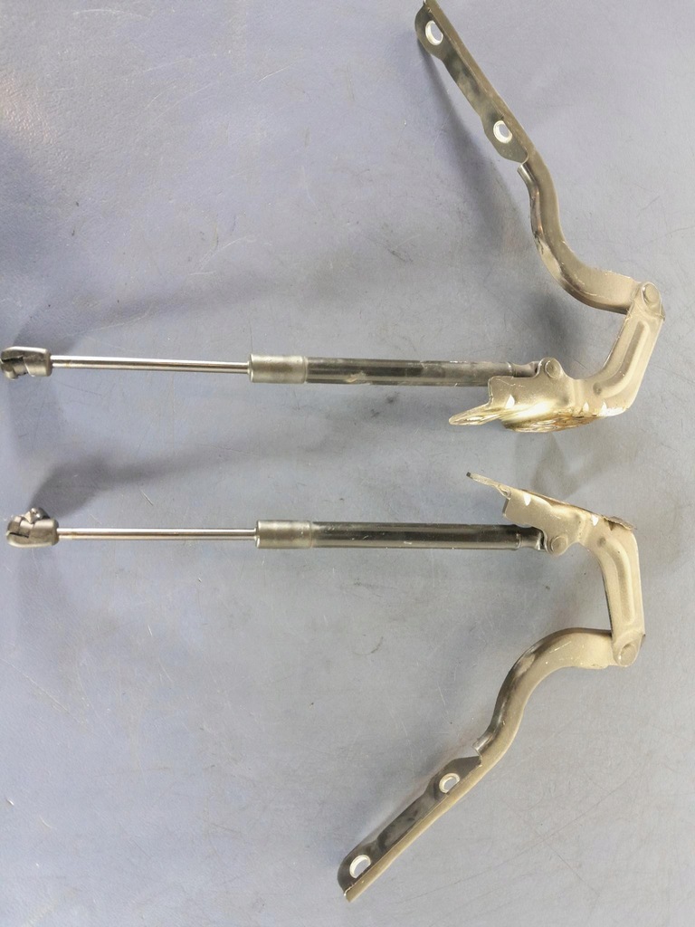 фото №1, Hyundai i40 петли капот nka