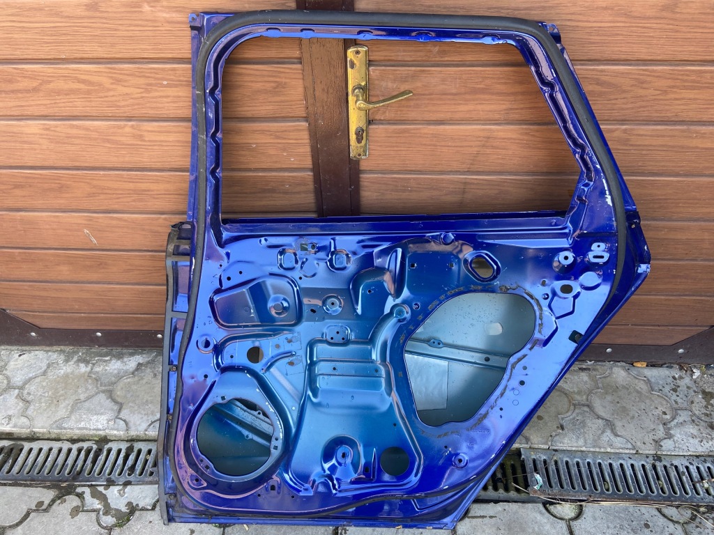 фото №4, Ford mondeo kombi mk5 двері правий задня