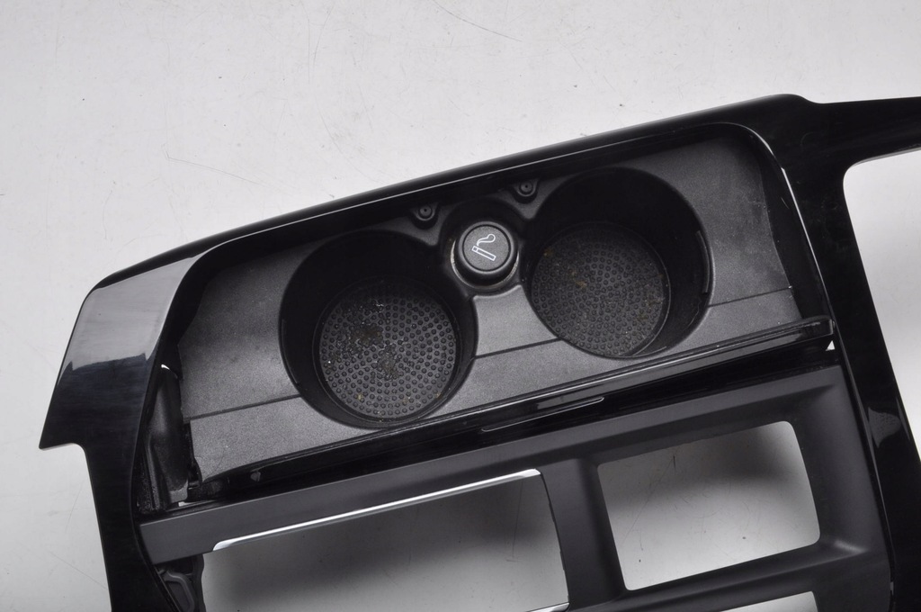 фото №6, Maserati levante sq4 рамка домкрата передач тунель