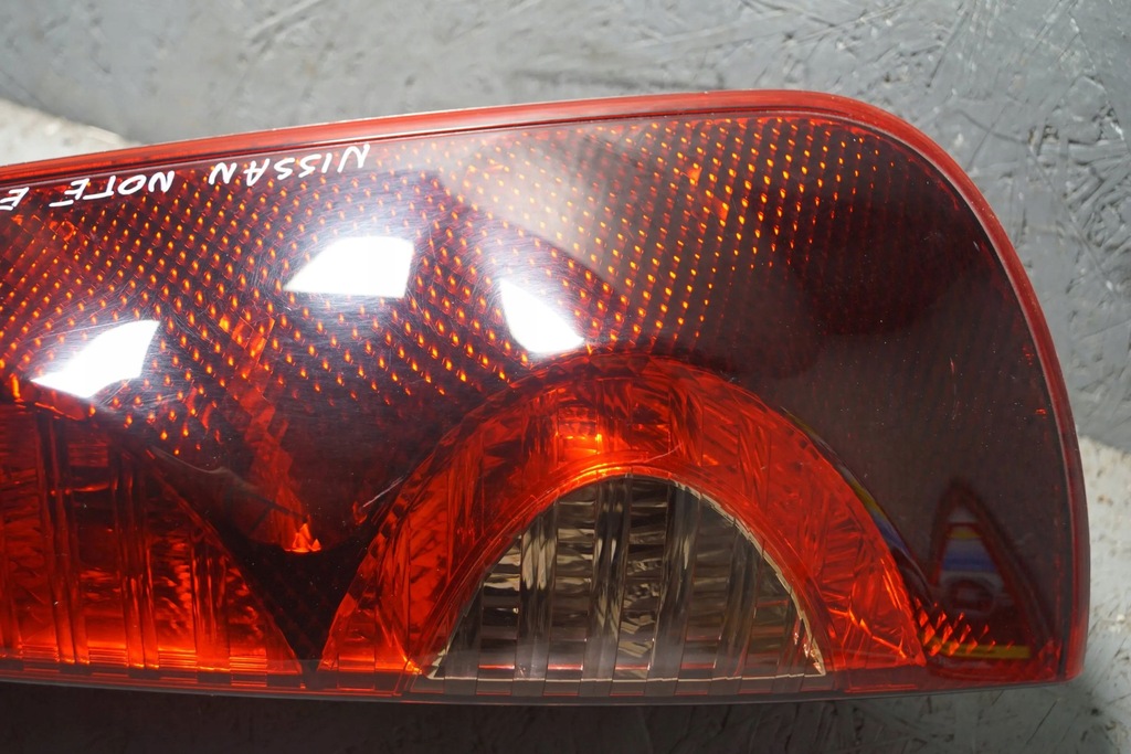 фото №9, Лампа правий задня nissan note e11 lift s1143