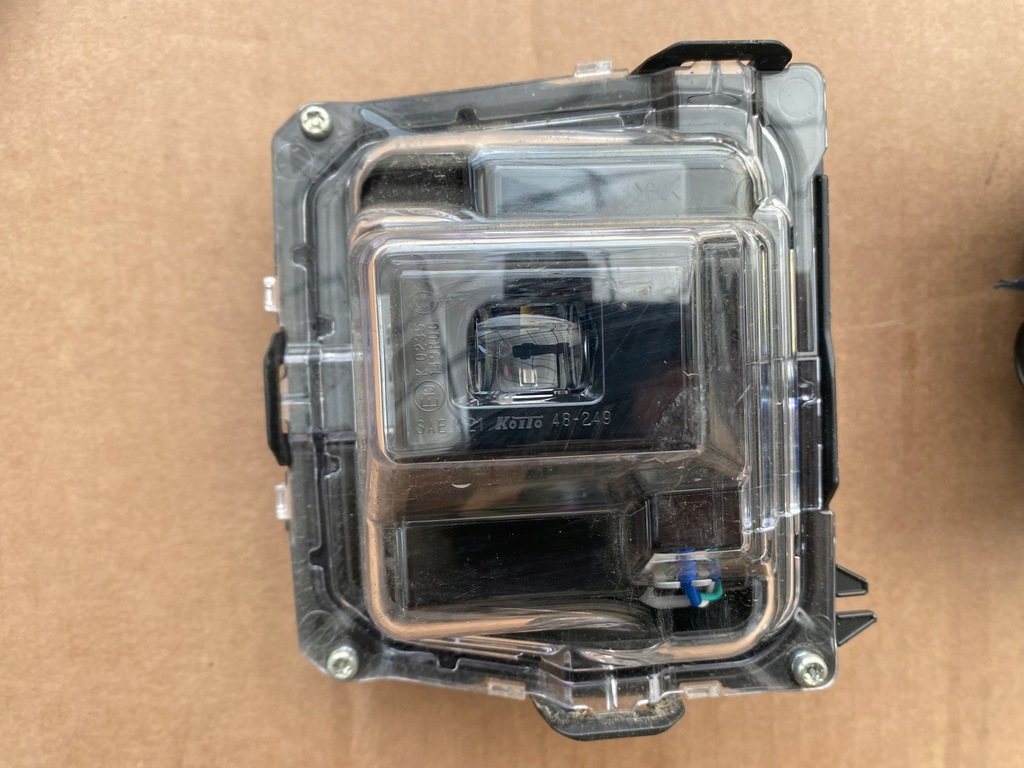 фото №3, Lexus rx v 5 500h 22-25 противотуманная фара левый + правый led