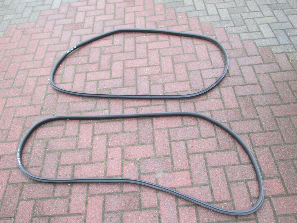 фото №2, Прокладка двері перед c-max mk2 grand 2013 rok