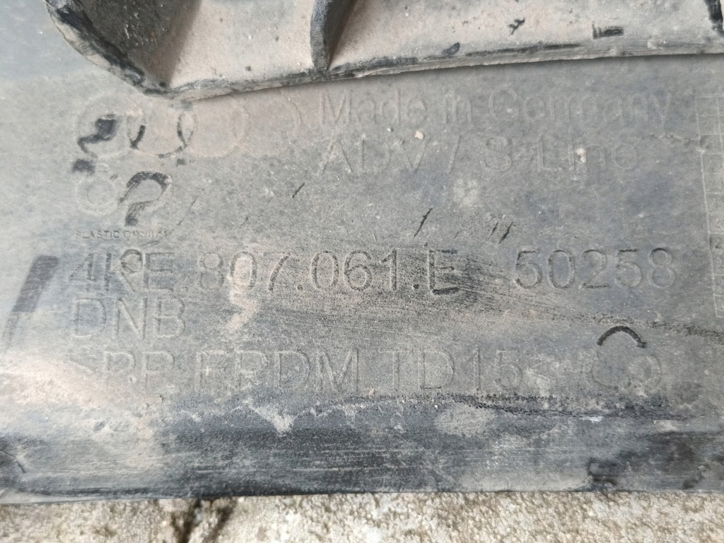 Купити Бампер передній audi e-tron перед 4ke s-line lift 2023 -