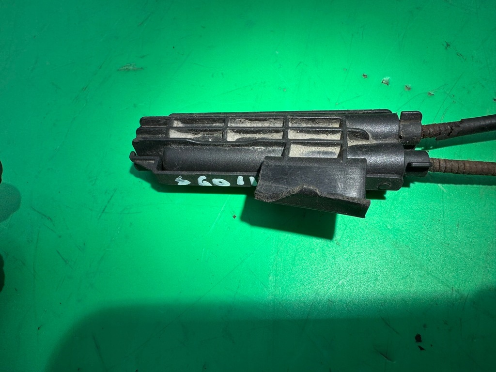 фото №11, Трос открывания капот тросы замки volvo s60 ii 10-