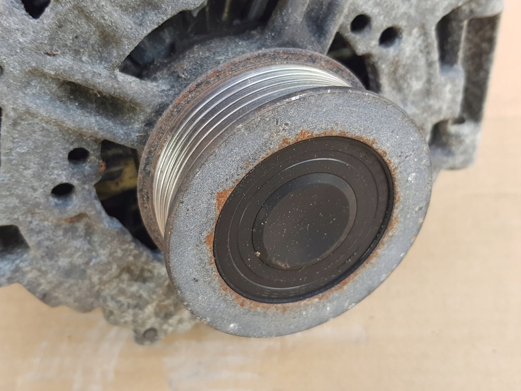 Генератор 180a / audi a6 c6 / 2.4 - 2.8 - 3.0 - 3.2 / перевірений справний Зі Шроту