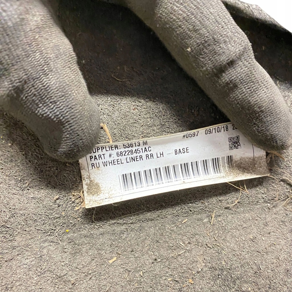 фото №9, Chrysler pacifica 2018 левая сторона защита брызговики