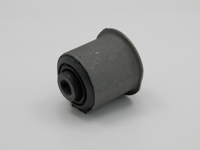 фото №1, Втулка задняя рычаг перед jeep liberty 02-