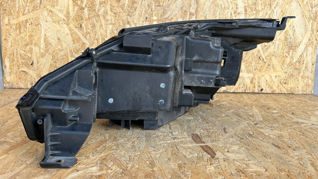 фото №14, Lexus lx iii urj200 2017 лампи передні