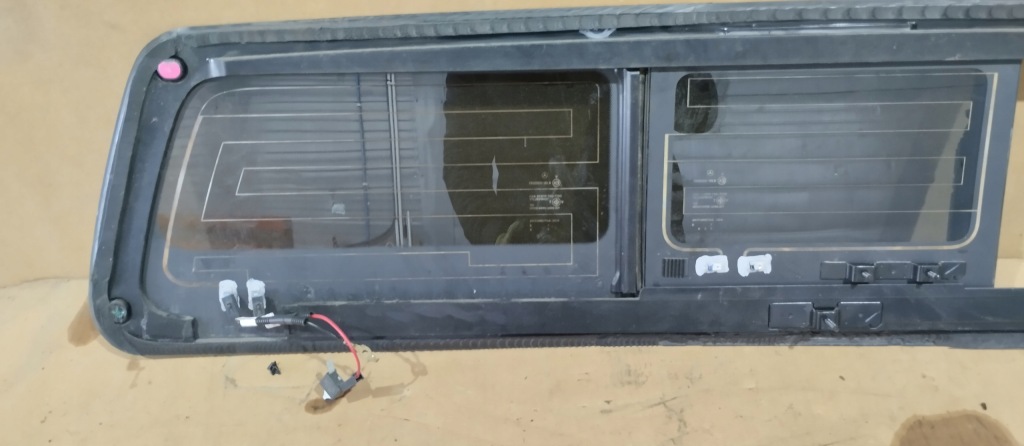 Скло задня задній відкидна зсувна mercedes x klasa w470 Недорого