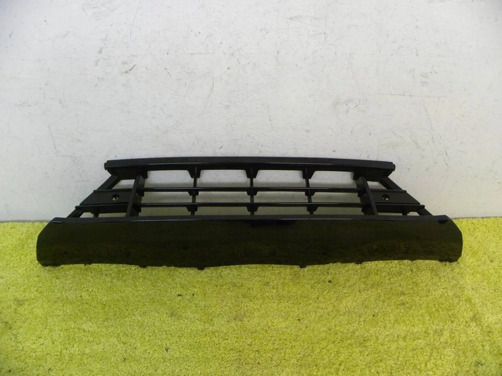 фото №1, Решітка решітка радіатора бампер перед volvo xc60 2 ii lift 20- r-design