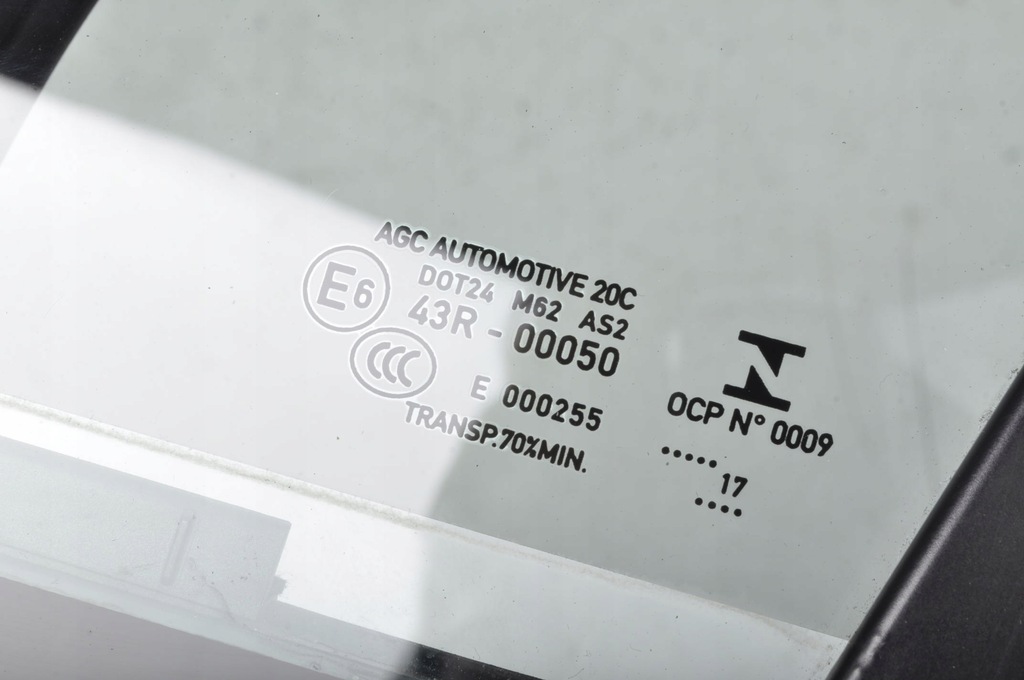 фото №8, Porsche macan стекло кузовная левая передняя 17r