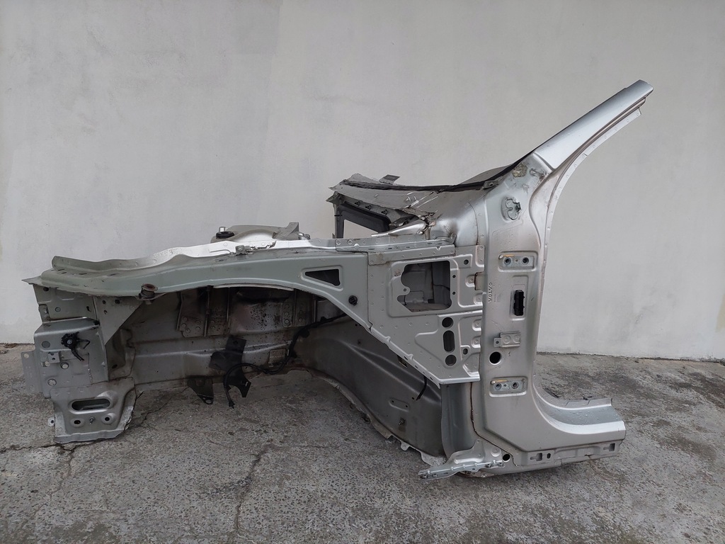 фото №1, Лонжерон левая правая четверть передняя левая правая volvo s90 ii v90 711