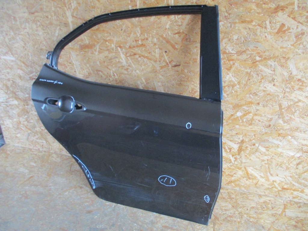 фото №3, Дверь правое задние задняя toyota camry viii 17-