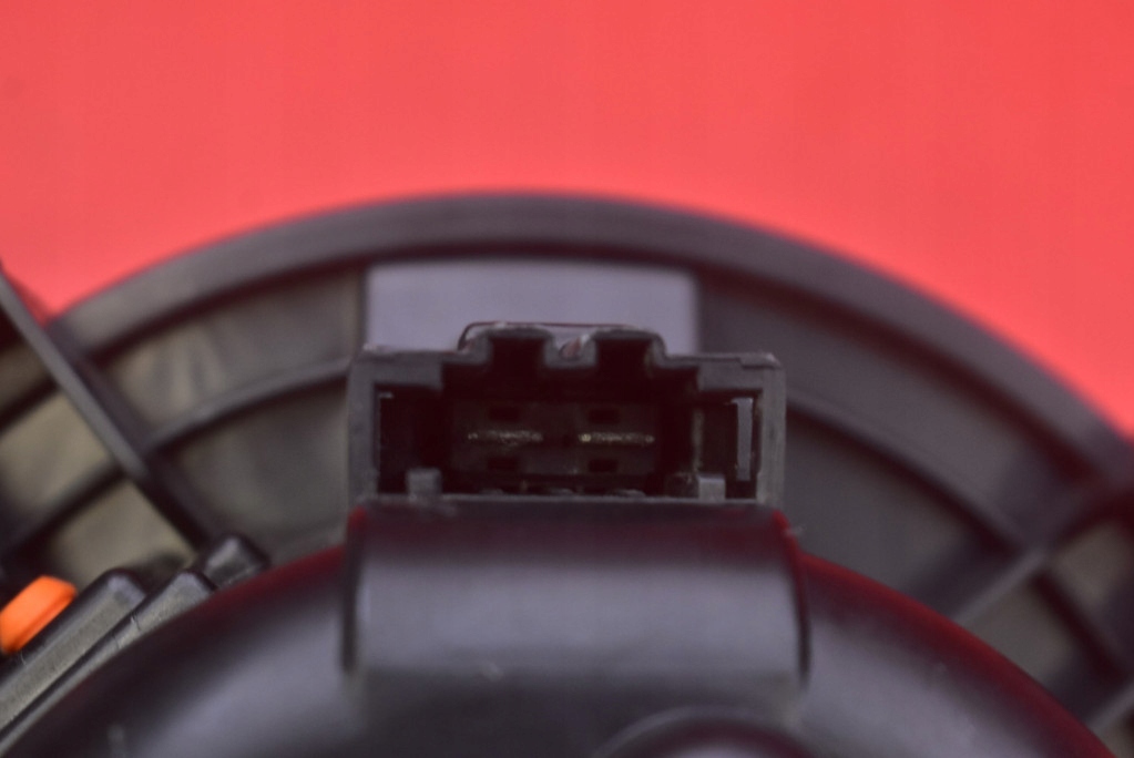 фото №7, Воздуходувка вентилятор обдув eu t3953001 peugeot 3008 1 i 10-13