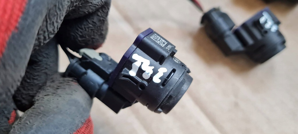 фото №11, S3 8y a3 датчик pdc парковки штекер lz7s 5wa919275c vw audi