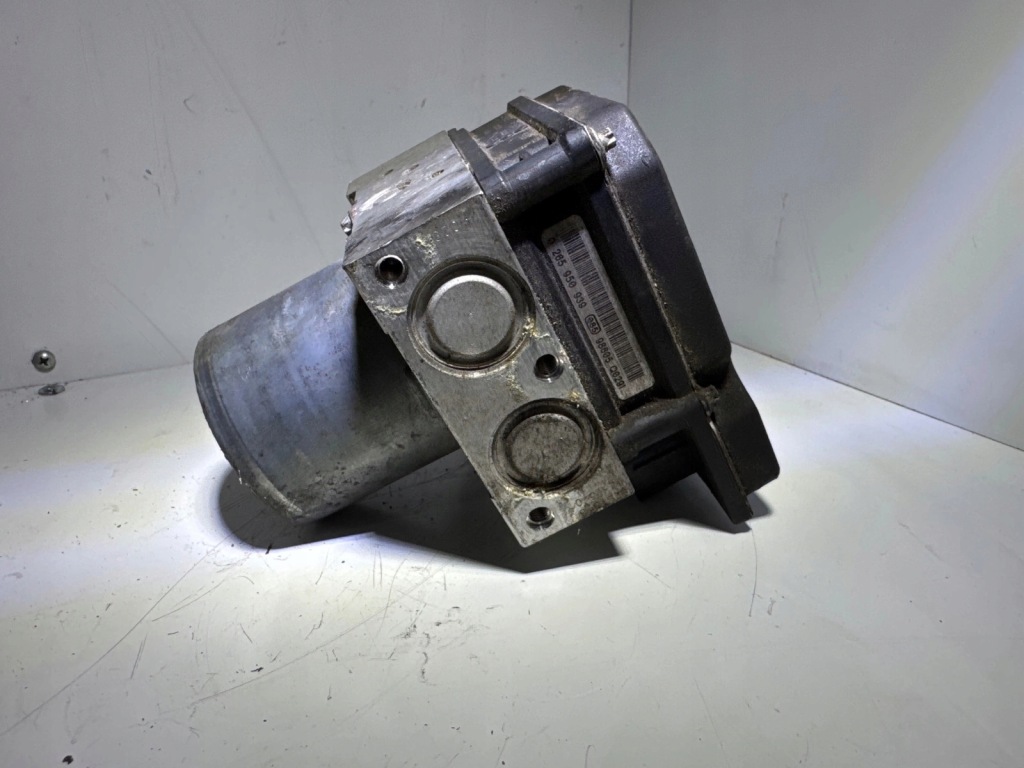 фото №1, Насос abs mercedes sprinter w906 vw crafter 0265950939