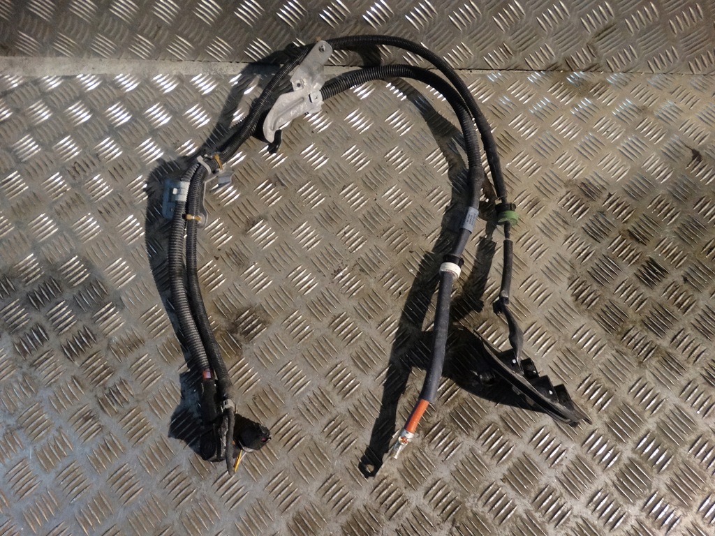 фото №1, Idealna жгут питающая mercedes w167 580e 1