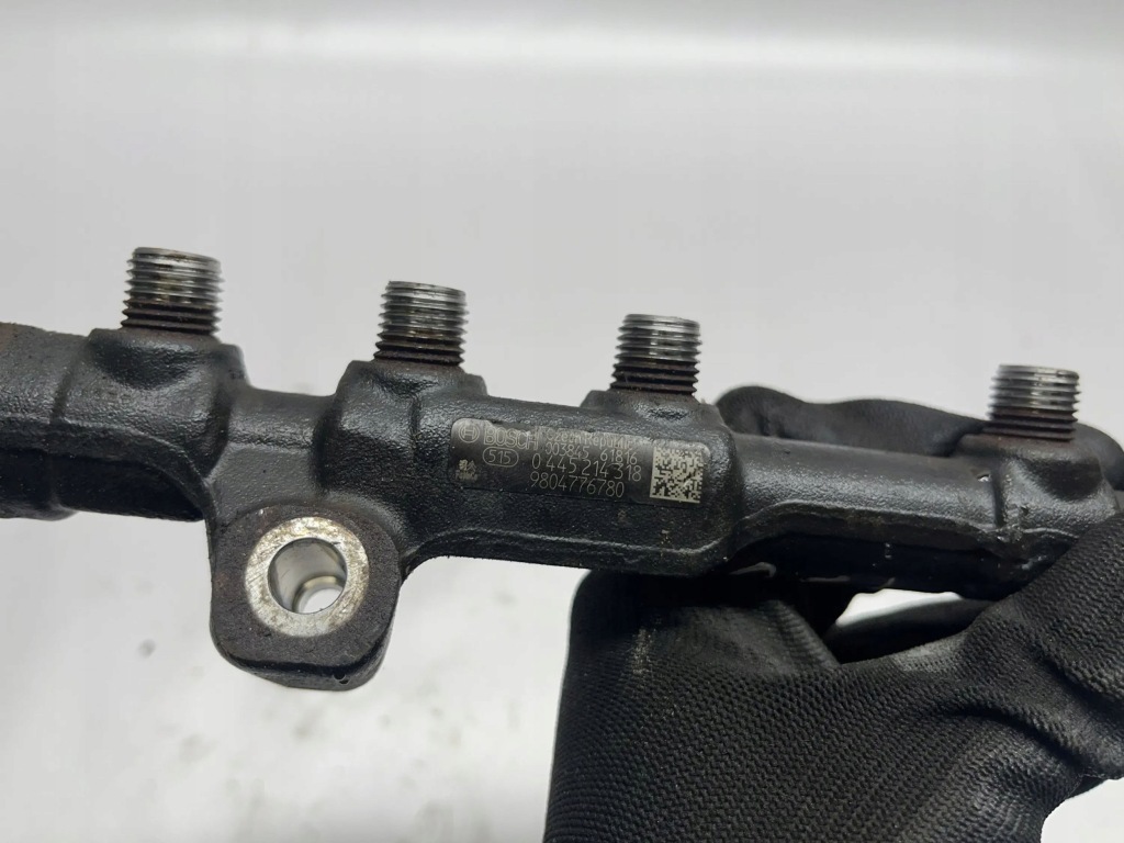 фото №10, Peugeot 208 i шланг топливный 9804776780 1600cm3 2017